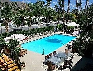 Palm Tee Hotel